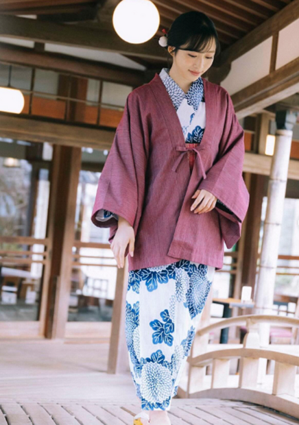 小栗有以（写真は小栗有以の公式インスタグラムから）※所属事務所に掲載許諾をもらってます