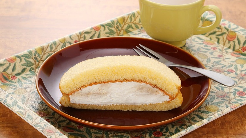 クリームほおばるケーキ キャラメル　140円