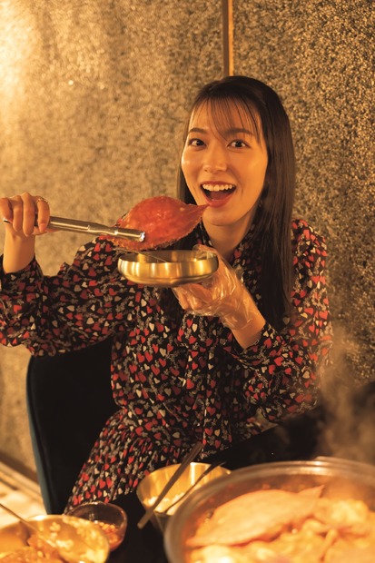 阿部華也子2nd写真集『華』　(C)唐木貴央 / 小学館