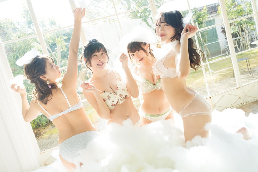 篠原みなみ・吉田早希・宮本彩希・みゃこ、夢見心地な