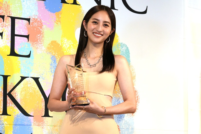 堀田茜【撮影：小宮山あきの】