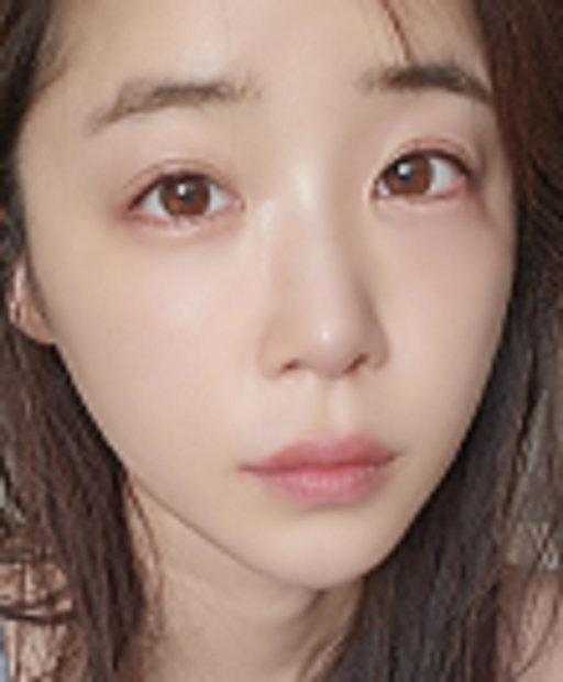 休井美郷（写真は休井美郷の公式インスタグラムより）※所属事務所より掲載許諾をいただいています