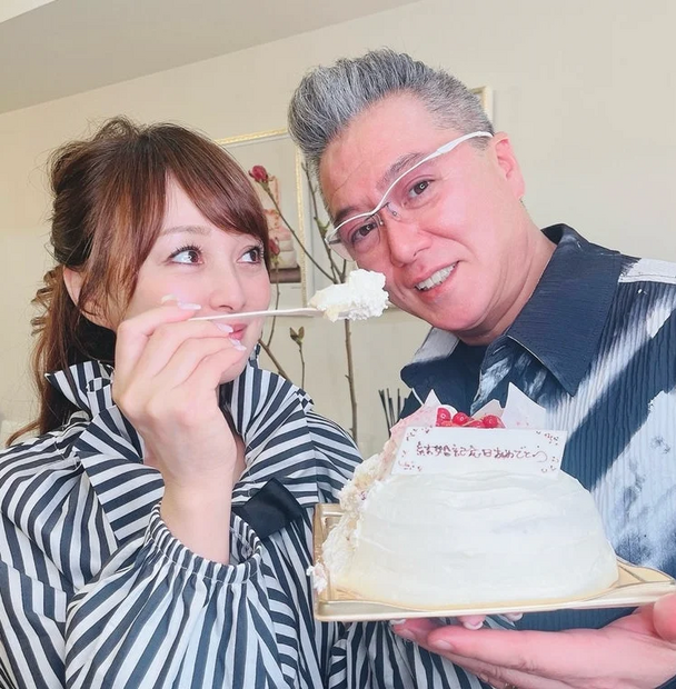 渡辺美奈代、結婚28周年を報告　息子・矢島愛弥からのケーキプレゼントに喜び