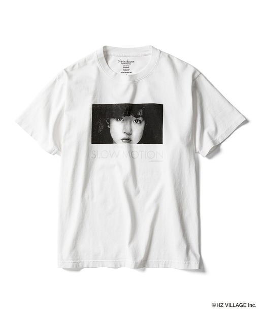 「AKINA NAKAMORI × ZOZOVILLA」Tシャツ画像（「スローモーション」白）