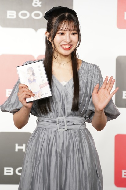 行天優莉奈【写真：竹内みちまろ】