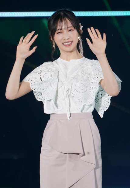 小栗有以【写真：竹内みちまろ】