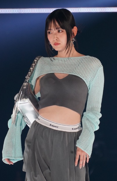 鈴木愛理【写真：竹内みちまろ】