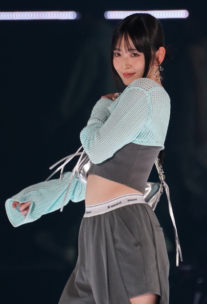 鈴木愛理【写真：竹内みちまろ】