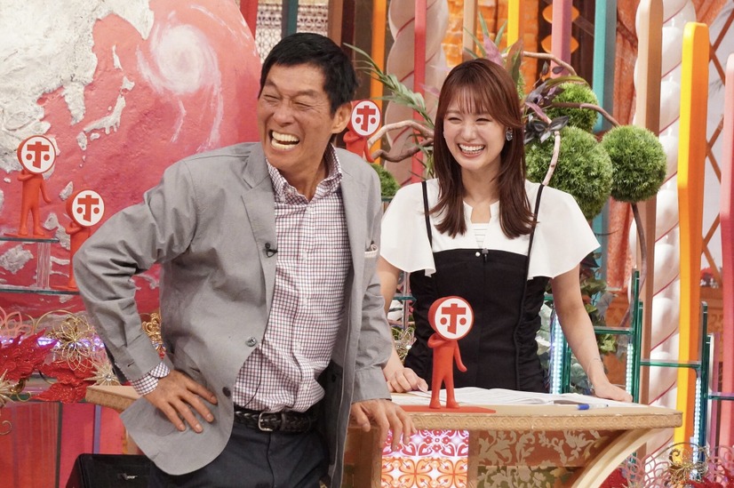 明石家さんま、井上清華（C）フジテレビ