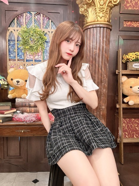 写真は黒嵜菜々子公式 Instagram から（※写真は所属事務所より掲載許諾をもらってます）
