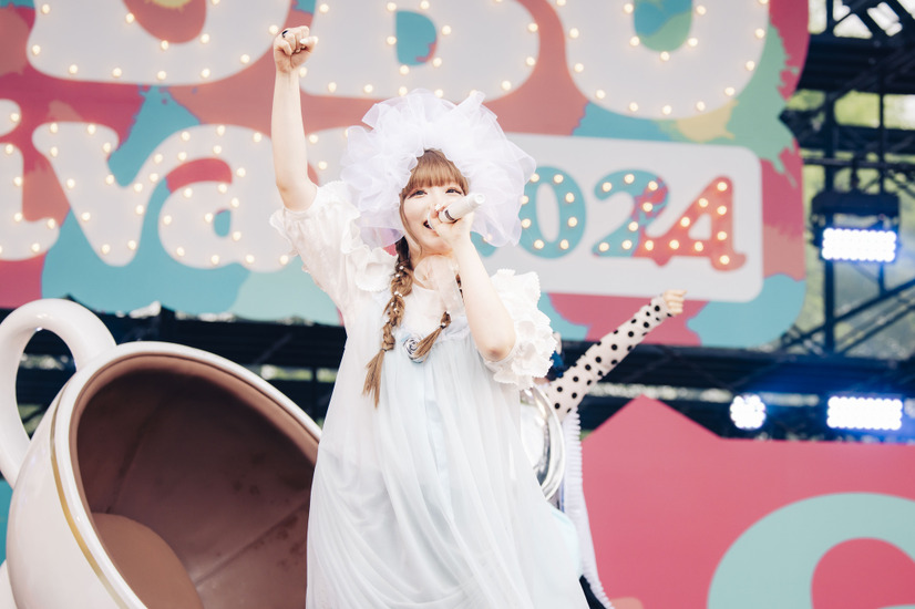 きゃりーぱみゅぱみゅ（撮影：ヨシモリユウナ）　ごぶごぶフェス2日目（C）GOBU GOBU Festival