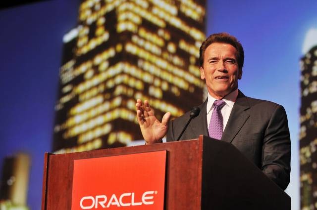 「Oracle OpenWorld」にはシュワルツェネッガー州知事も登壇