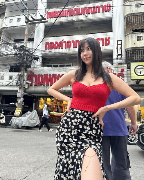 鈴木ふみ奈（写真は鈴木ふみ奈の公式インスタグラムから）※所属事務所に掲載許諾をもらってます