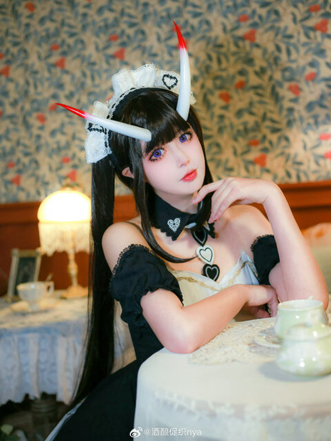 熊代『アズールレーン』／nya（Weibo：酒酿促织）