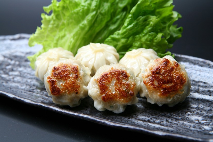 [初出店]博多八助「ひとくち餃子」1,512円（20個入）