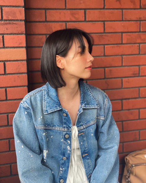 のん、個性的なサングラス＆デニムジャケットの爽やかコーデに反響