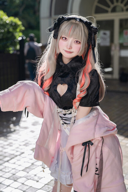 魔界ノりりむ「にじさんじ」／みなとみら（X：@tehslu_cos_xxx）