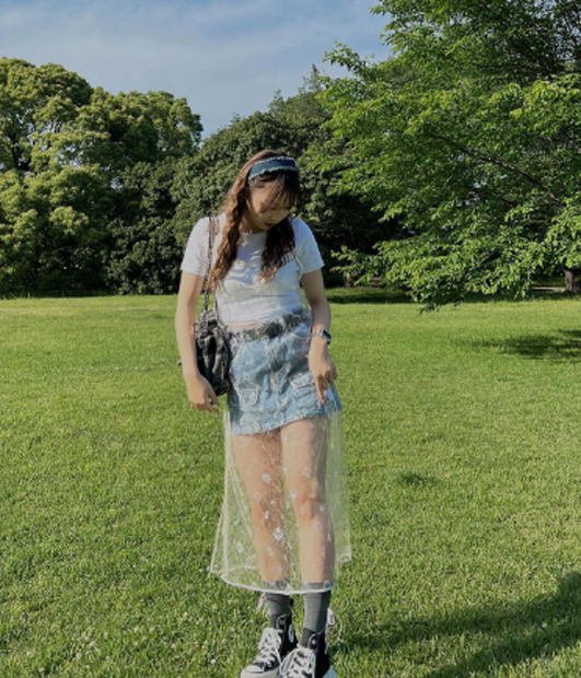吉田羽花（写真は吉田羽花の公式インスタグラムから）※所属事務所に掲載許諾をもらってます