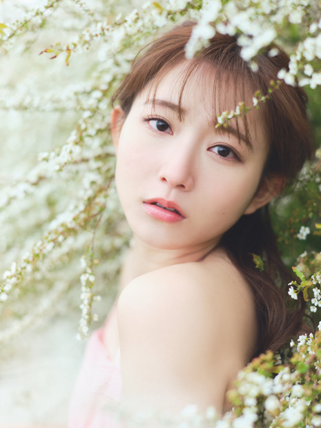 青山なぎさ（C）光文社／週刊FLASH 写真（C）佐々木大輔(SIGNO)