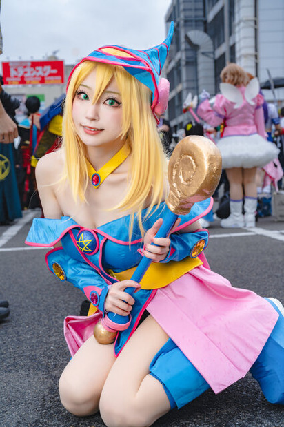 ブラック・マジシャン・ガール『遊戯王』／いんでっくす（X：@aiueoaindex2）