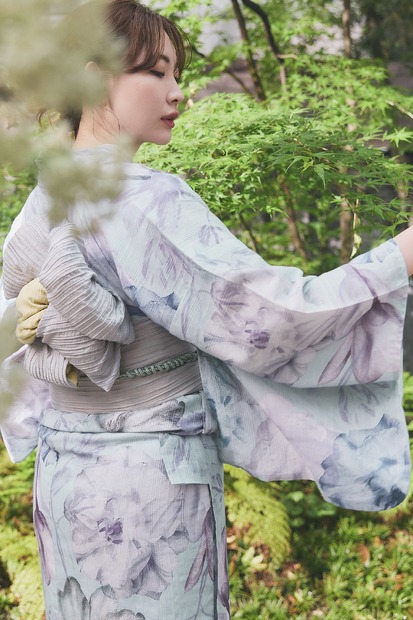 小嶋陽菜　花梨（Karin）