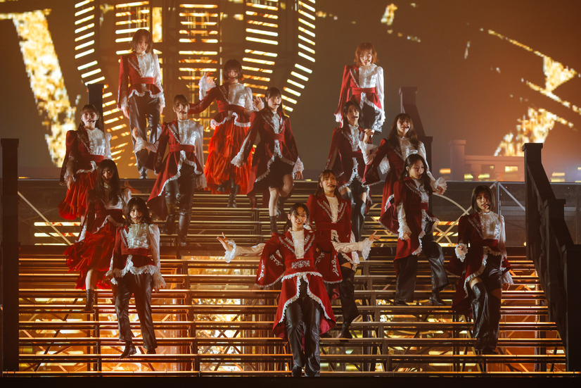 「4th ARENA TOUR 2024 新・櫻前線 -Go on back?- IN 東京ドーム」ライブ写真（撮影：上山陽介）