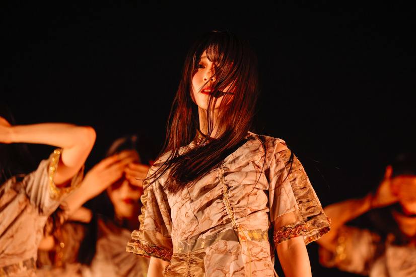 「4th ARENA TOUR 2024 新・櫻前線 -Go on back?- IN 東京ドーム」ライブ写真（撮影：上山陽介）