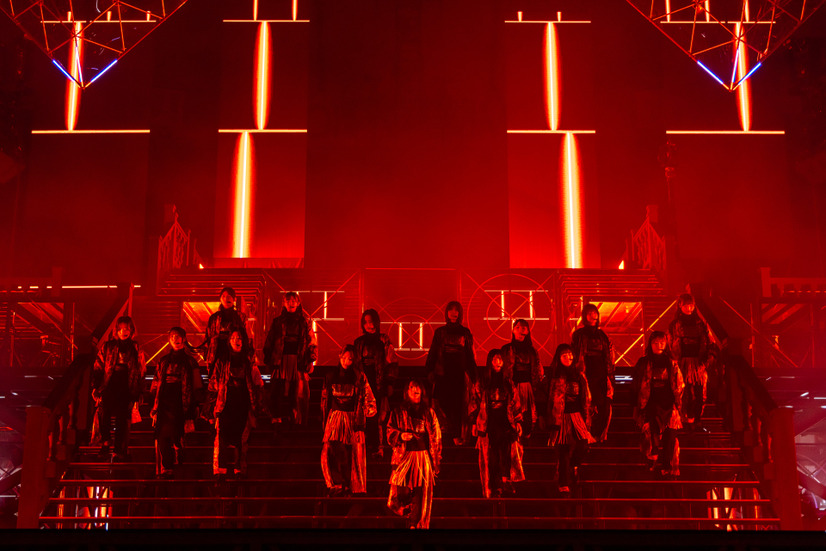 「4th ARENA TOUR 2024 新・櫻前線 -Go on back?- IN 東京ドーム」ライブ写真（撮影：上山陽介）