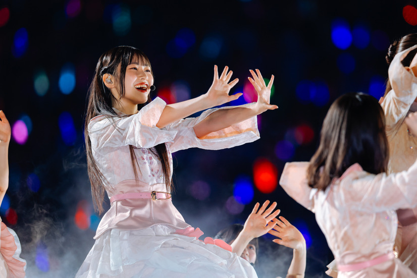 「4th ARENA TOUR 2024 新・櫻前線 -Go on back?- IN 東京ドーム」ライブ写真（撮影：上山陽介）