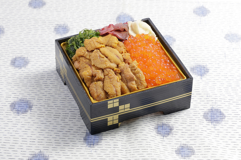 《実演》宮城【網地島屋】「三陸贅沢二色弁当」5,400円（1折）《各日販売予定20点》