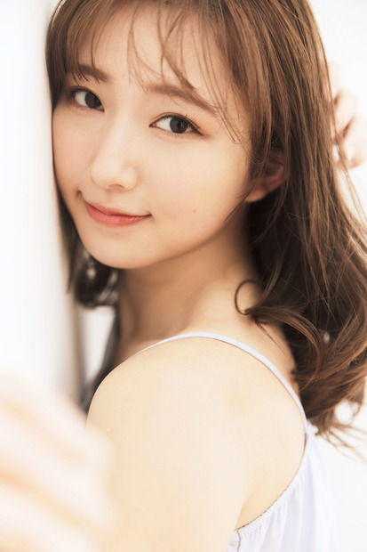 青山なぎさ（C）光文社／週刊FLASH 写真（C）佐々木大輔（SIGNO）