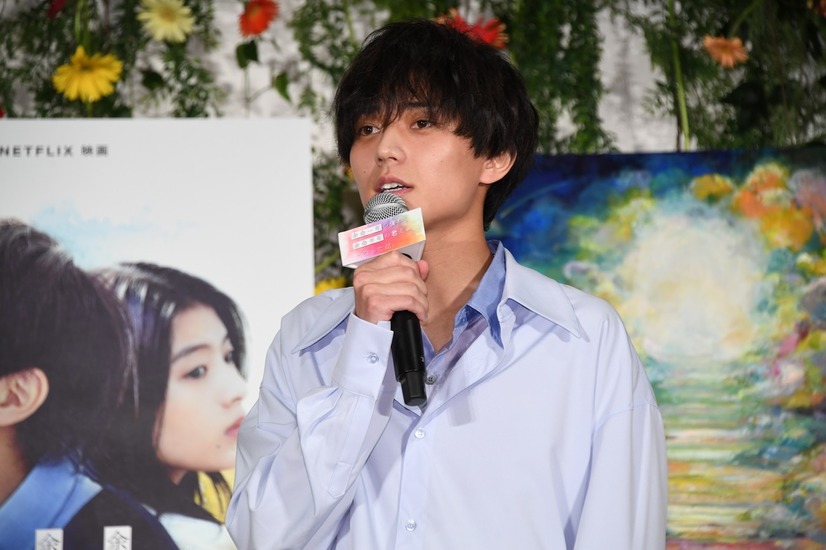 永瀬廉「ここまでがっつり恋愛に焦点を当てた作品は初めて」……Netflix映画『余命一年の僕が、余命半年の君と出会った話。』