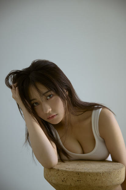 田中美久「BLT MONSTER Round 2」（東京ニュース通信社刊） 撮影／森山将人