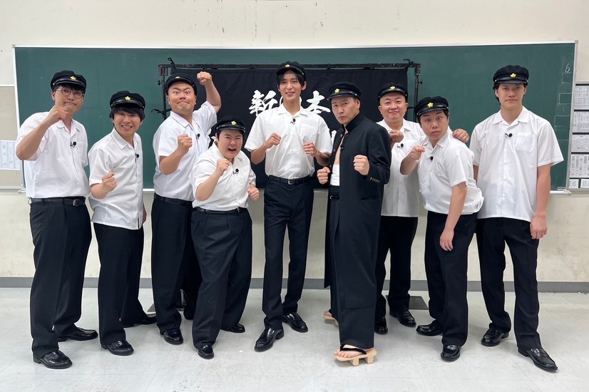 左から）ハナコ（菊田竜大、秋山寛貴、岡部大）、やす子、目黒蓮（Snow Man）、チョコレートプラネット（長田庄平、松尾駿）、霜降り明星（せいや、粗品）（C）フジテレビ