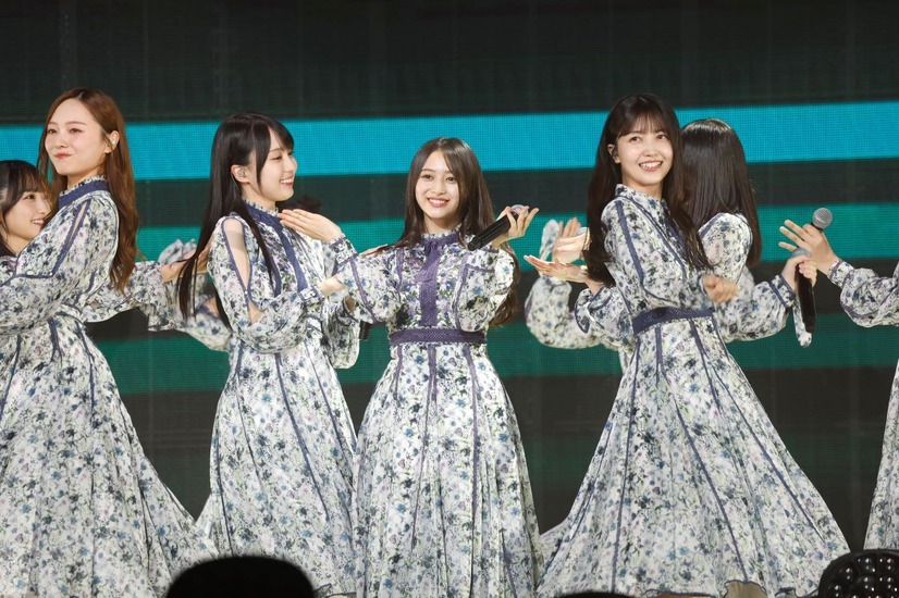 （ｃ）乃木坂46LLC
