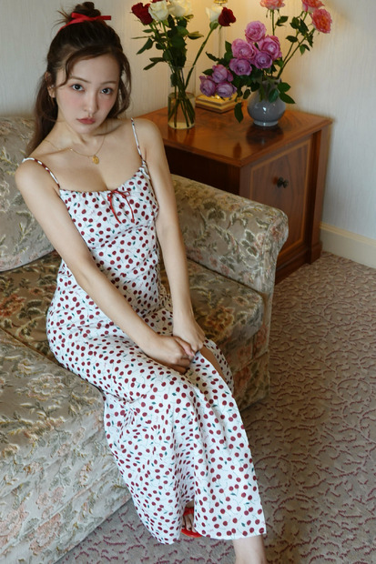 板野友美、「今、自身が1番着たいドレス」をデザイン！我が子とお揃いアイテムも
