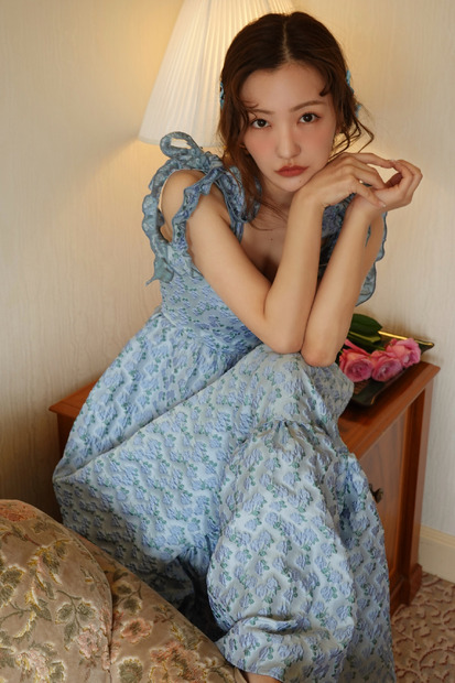板野友美、「今、自身が1番着たいドレス」をデザイン！我が子とお揃いアイテムも