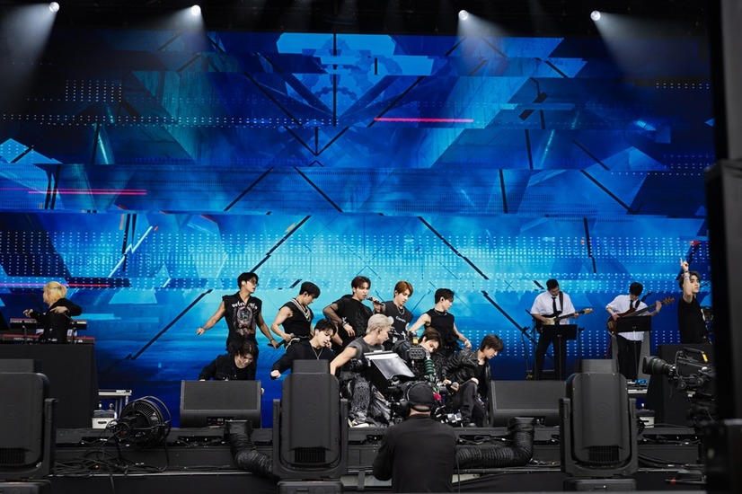 (P)&(C) PLEDIS Entertainment