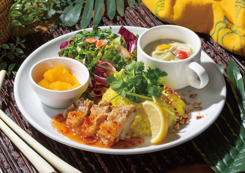 エダジュン監修 アジアン風フライドチキン＆グリーンカレープレート