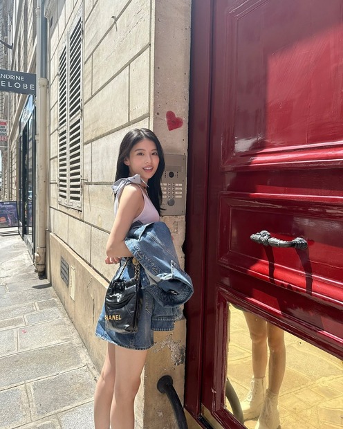 出口夏希（写真は出口夏希の公式インスタグラムから）※所属事務所に掲載許諾をもらってます