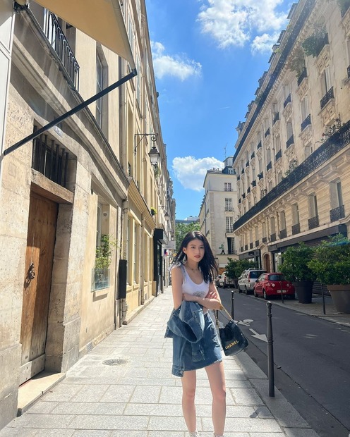出口夏希（写真は出口夏希の公式インスタグラムから）※所属事務所に掲載許諾をもらってます