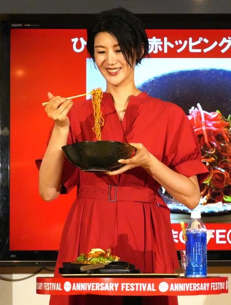 栗原恵【撮影：小宮山あきの】
