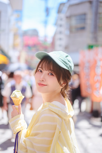 「鬼頭明里アニバーサリーフォトブック あかりのまま」（東京ニュース通信社刊）