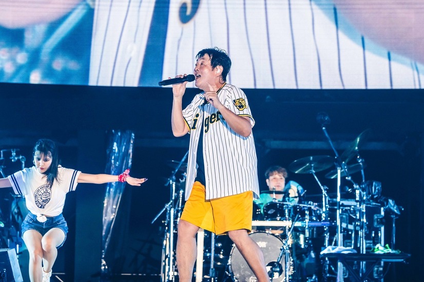 TUBE、9年ぶりの甲子園ライブ！サプライズでGACKTも登場