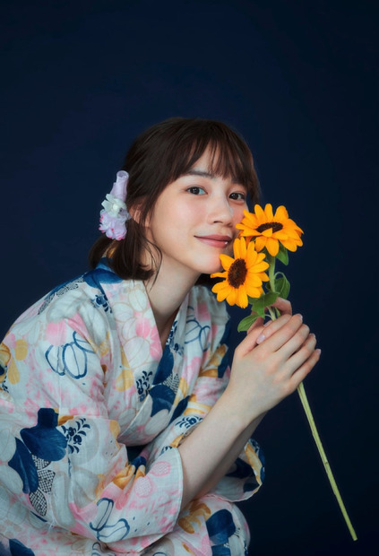 のん、涼し気な浴衣姿にファンから反響「夏の天使降臨」
