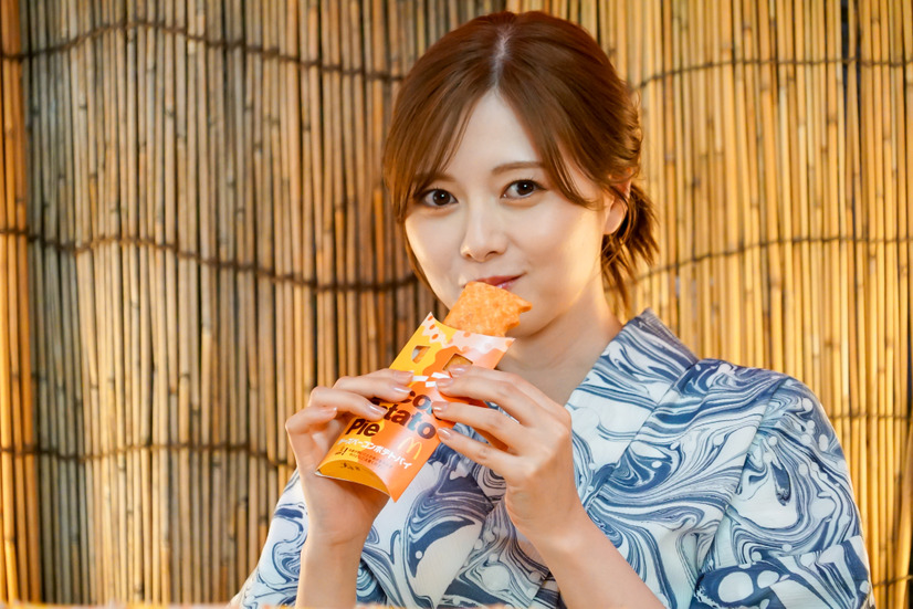 マクドナルドのCMに白石麻衣が初登場！浴衣姿で粋な「姉さん」キャラ