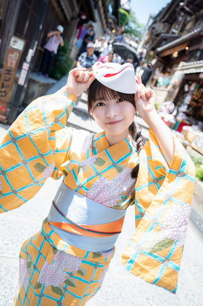 小鳥遊るい　初となる写真集（KADOKAWA）の先行カット