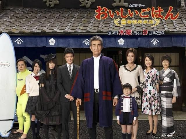 藤原紀香、主演舞台『カルメン故郷に帰る』カンパニーとの集合ショット初公開