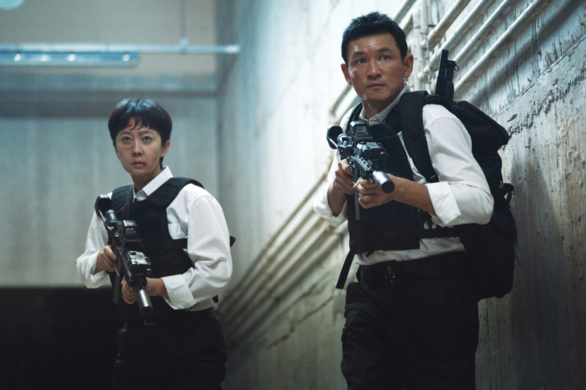【2024年8月Netflix配信作品】『恋愛バトルロワイヤル』、新韓国ドラマ『となりのMr.パーフェクト』など