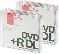 　長瀬産業は、10枚/5枚パックだと1枚あたり700円を切るDVD+R DLメディア「TRANSDISC C-DVD+RDL-RPW」と、日本国内製造ながら1枚あたり60円の16倍速DVD-Rメディア「TRANSDISC C-DVD-16R-TPW50」を、7月15日に同社直販サイト「DVDirect」にて発売した。